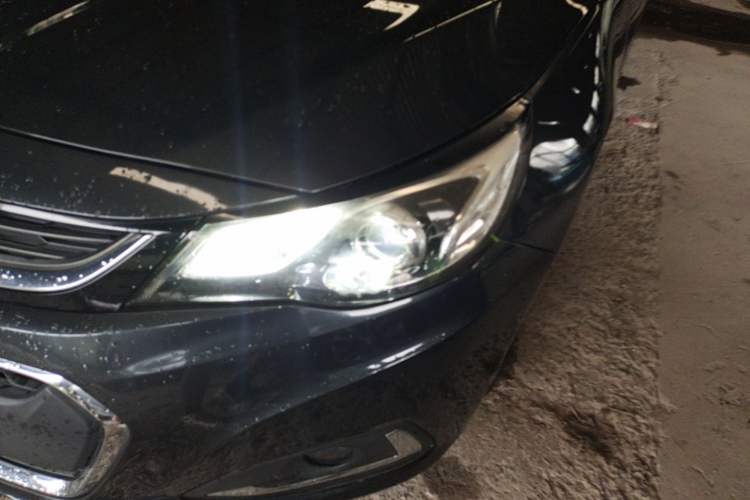 Used Chevrolet Malibu 2018 530T Automatic Fashion Edition Left Front Headlight