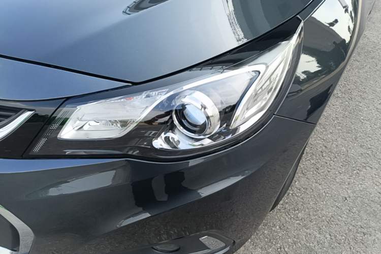 Used Chevrolet Malibu 2018 530T Automatic Fashion Edition Left Front Headlight
