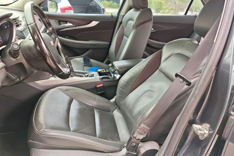 Used Chevrolet Malibu 2018 530T Automatic Luxury Edition Left Front Seat