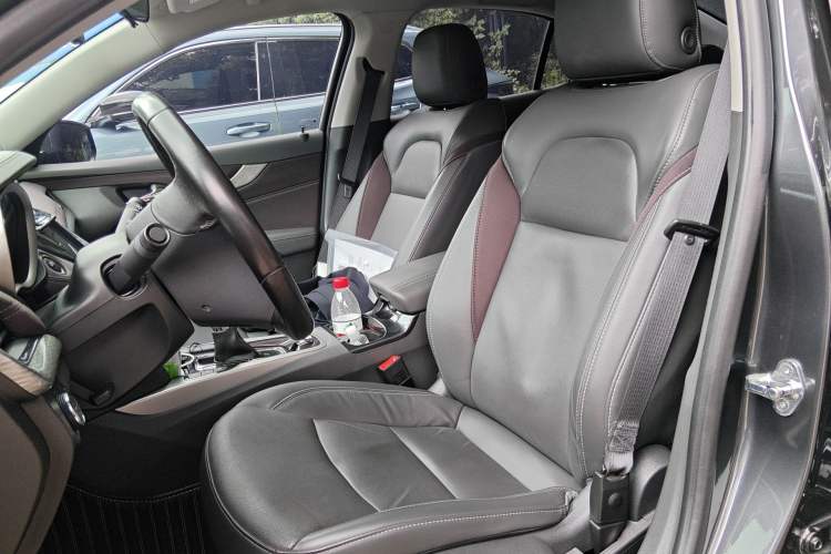 Used Chevrolet Malibu 2018 530T Automatic Luxury Edition Left Front Seat