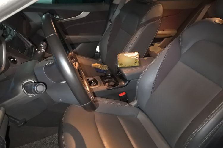 Used Chevrolet Malibu 2018 530T Automatic Luxury Edition Left Front Seat