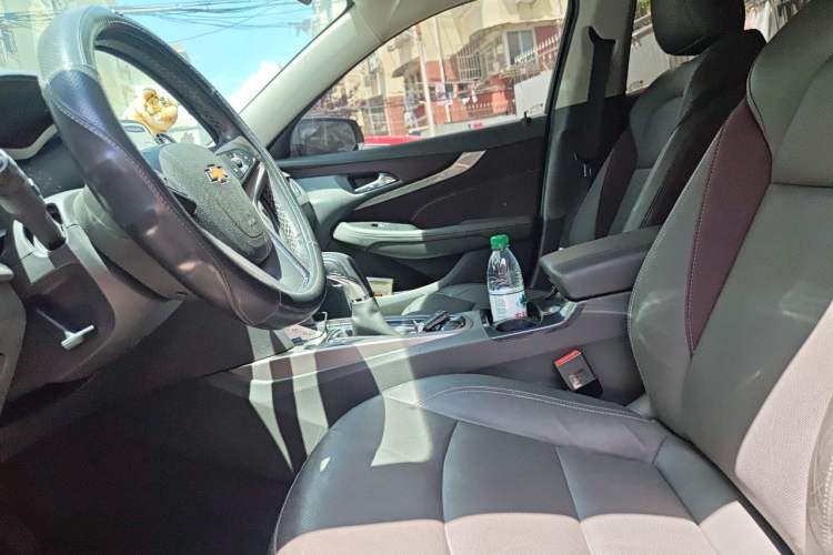 Used Chevrolet Malibu 2018 530T Automatic Luxury Edition Left Front Seat