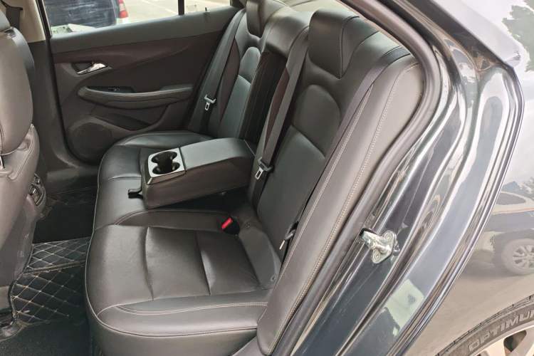 Used Chevrolet Malibu 2018 530T Automatic Luxury Edition Left Rear Seat