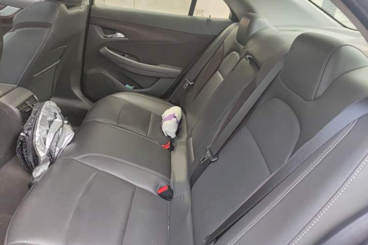 Used Chevrolet Malibu 2018 530T Automatic Luxury Edition Left Rear Seat