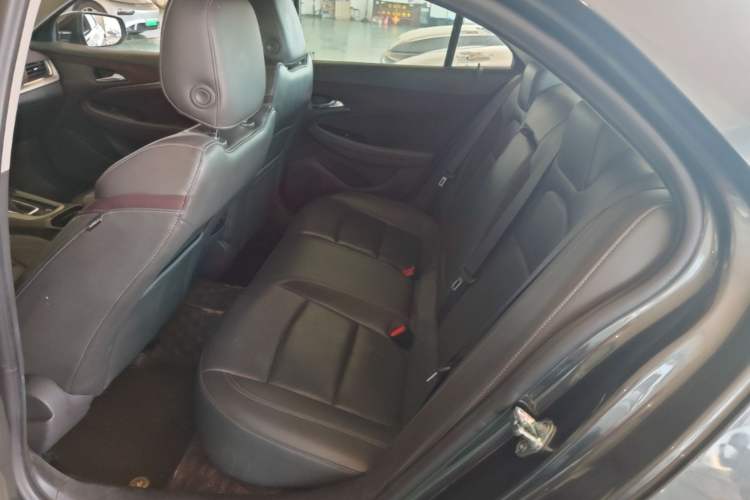 Used Chevrolet Malibu 2018 530T Automatic Luxury Edition Left Rear Seat