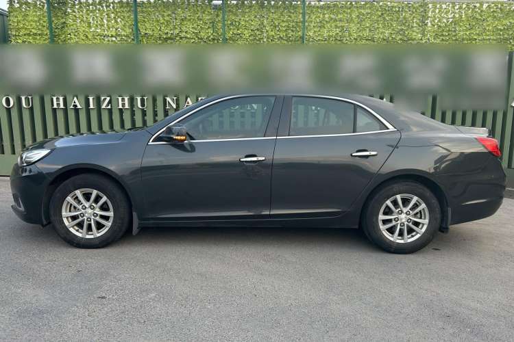 Used Chevrolet Malibu 2018 530T Automatic Fashion Edition Left Side