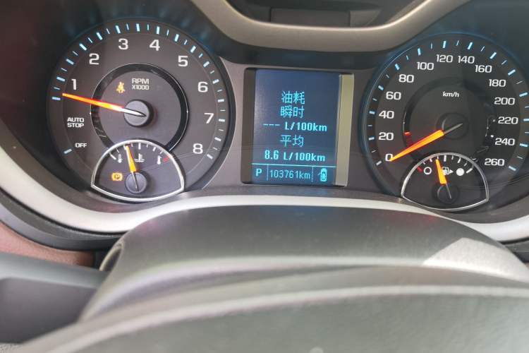Used Chevrolet Malibu 2018 530T Automatic Luxury Edition Odometer Close Up
