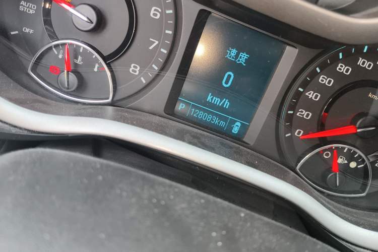 Used Chevrolet Malibu 2018 530T Automatic Fashion Edition Odometer Close Up