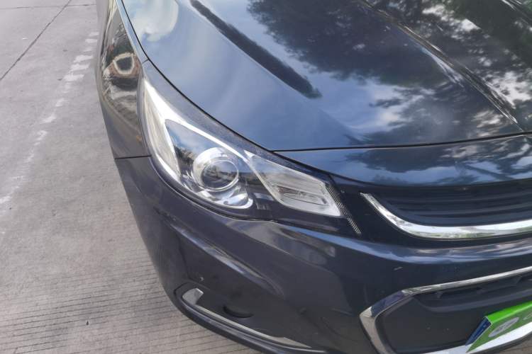Used Chevrolet Malibu 2018 530T Automatic Fashion Edition Right Front Headlight