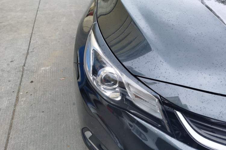 Used Chevrolet Malibu 2018 530T Automatic Fashion Edition Right Front Headlight