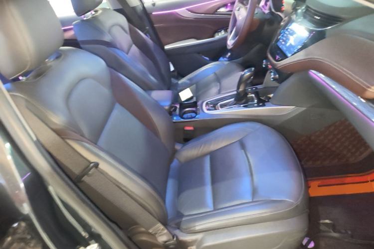 Used Chevrolet Malibu 2018 530T Automatic Fashion Edition Right Front Seat