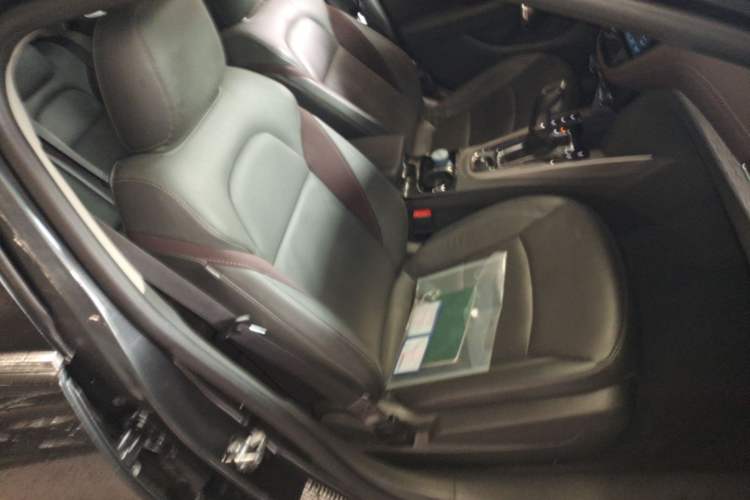 Used Chevrolet Malibu 2018 530T Automatic Fashion Edition Right Front Seat