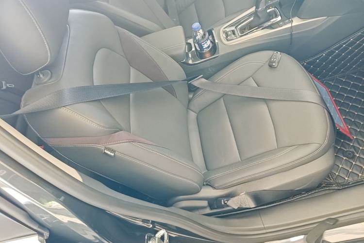 Used Chevrolet Malibu 2018 530T Automatic Fashion Edition Right Front Seat