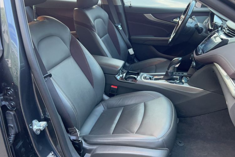 Used Chevrolet Malibu 2018 530T Automatic Fashion Edition Right Front Seat