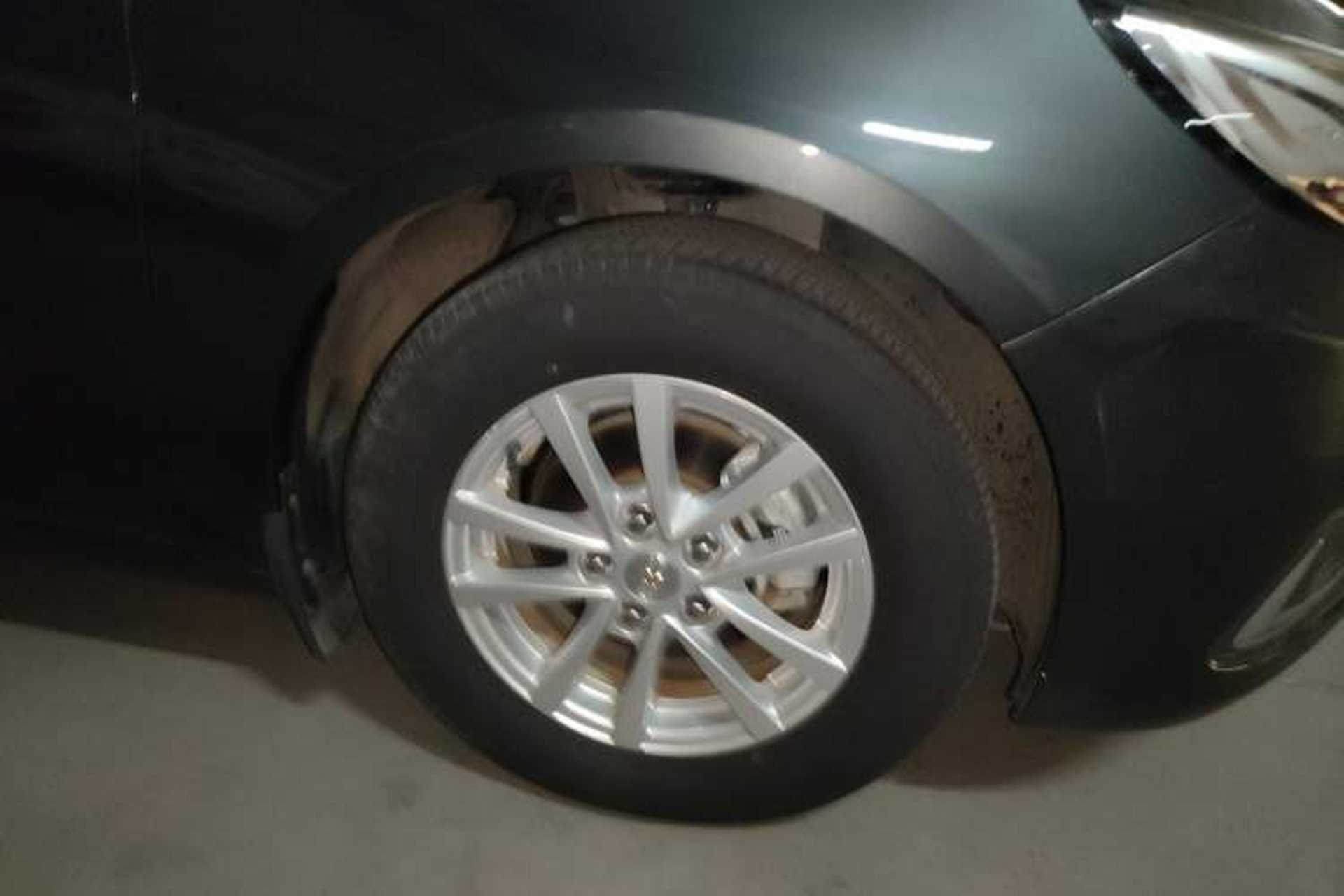 Used Chevrolet Malibu 2018 530T Automatic Fashion Edition Right Front Wheel Hub