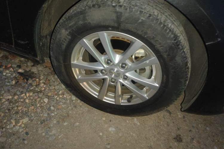 Used Chevrolet Malibu 2018 530T Automatic Fashion Edition Right Front Wheel Hub