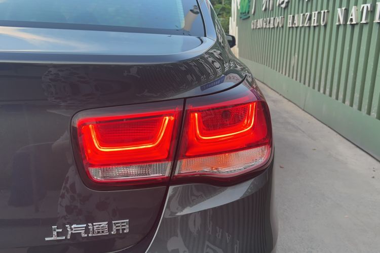 Used Chevrolet Malibu 2018 530T Automatic Fashion Edition Right Rear Taillight