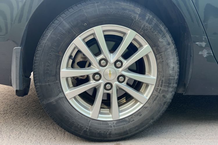 Used Chevrolet Malibu 2018 530T Automatic Fashion Edition Right Rear Wheel Hub