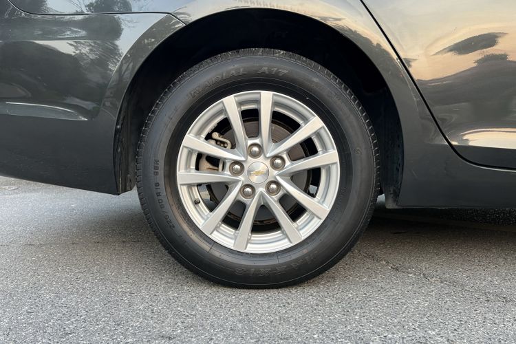 Used Chevrolet Malibu 2018 530T Automatic Fashion Edition Right Rear Wheel Hub