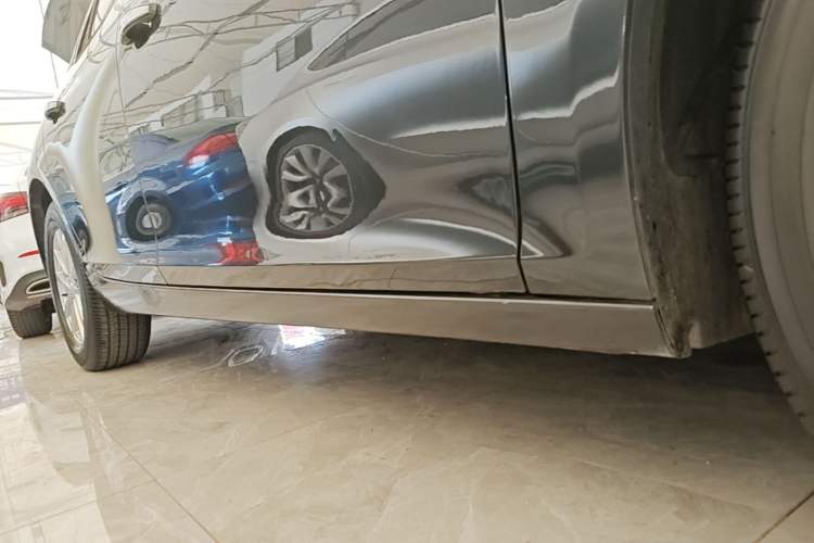 Used Chevrolet Malibu 2018 530T Automatic Fashion Edition Right Side Sill