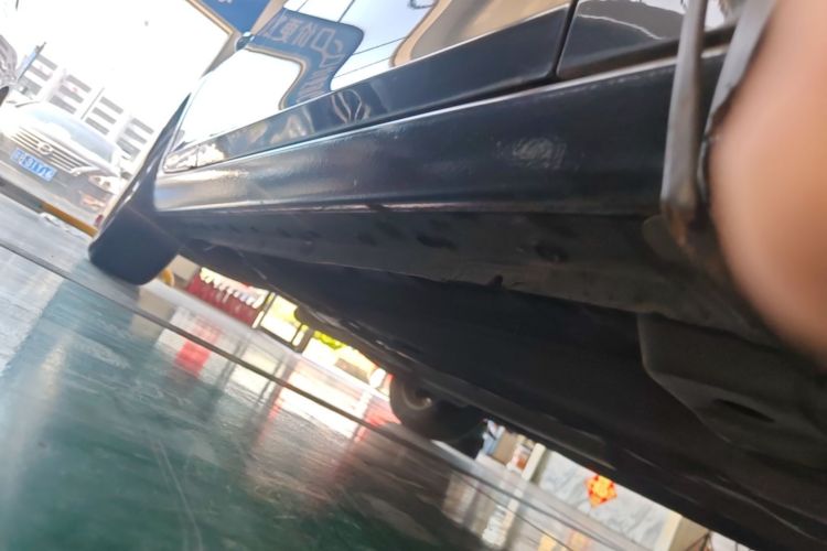 Used Chevrolet Malibu 2018 530T Automatic Luxury Edition Right Side Sill