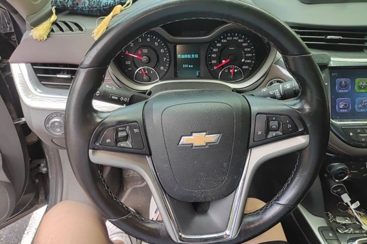 Used Chevrolet Malibu 2018 530T Automatic Luxury Edition Steering Wheel