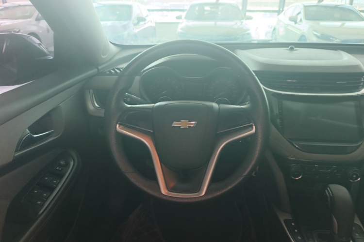 Used Chevrolet Malibu 2018 530T Automatic Comfort Edition Steering Wheel