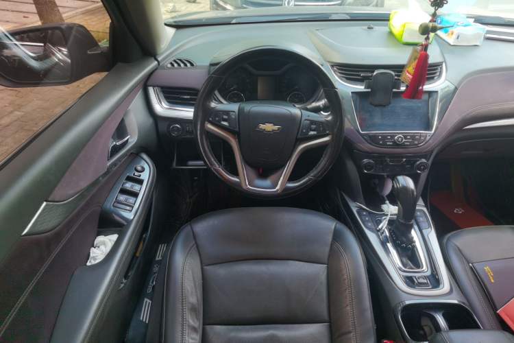 Used Chevrolet Malibu 2018 530T Automatic Fashion Edition Steering Wheel