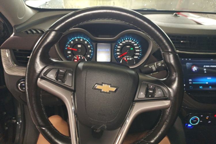 Used Chevrolet Malibu 2018 530T Automatic Fashion Edition Steering Wheel