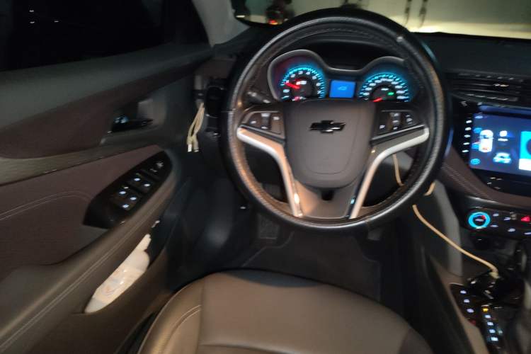 Used Chevrolet Malibu 2018 530T Automatic Fashion Edition Steering Wheel