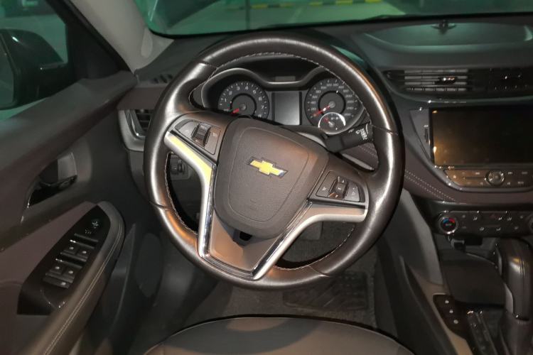 Used Chevrolet Malibu 2018 530T Automatic Luxury Edition Steering Wheel