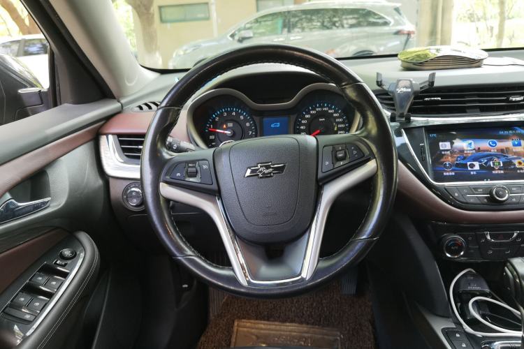 Used Chevrolet Malibu 2018 530T Automatic Luxury Edition Steering Wheel
