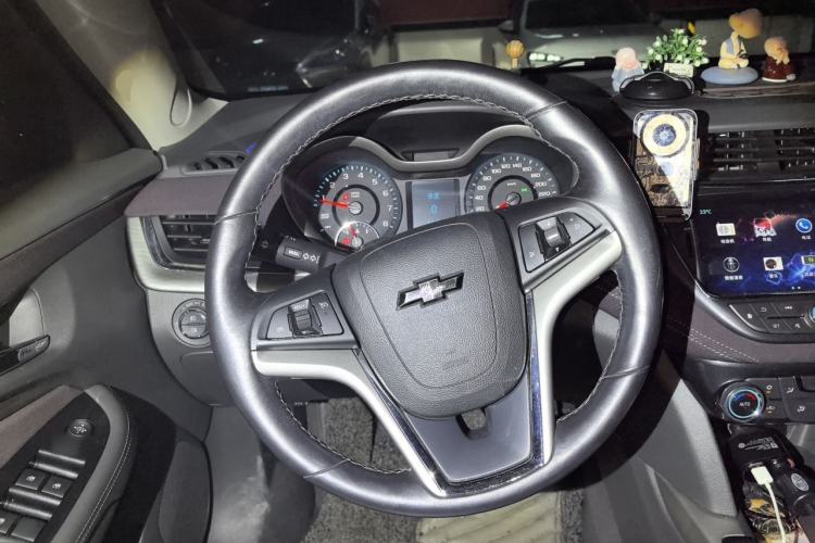 Used Chevrolet Malibu 2018 530T Automatic Luxury Edition Steering Wheel