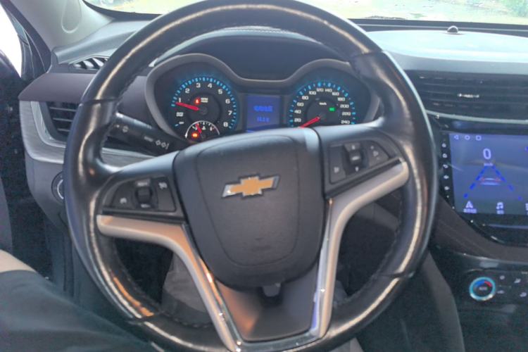 Used Chevrolet Malibu 2018 530T Automatic Fashion Edition Steering Wheel