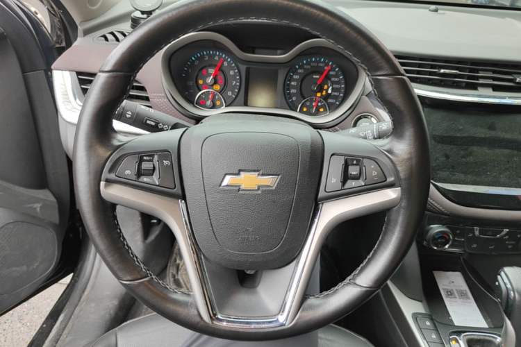Used Chevrolet Malibu 2018 530T Automatic Fashion Edition Steering Wheel