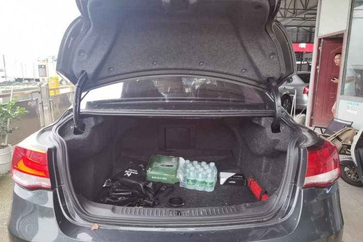 Used Chevrolet Malibu 2018 530T Automatic Fashion Edition Trunk