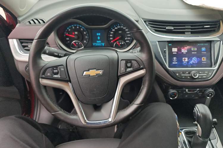 Used Chevrolet Malibu 2018 530T Automatic Luxury Edition Steering Wheel