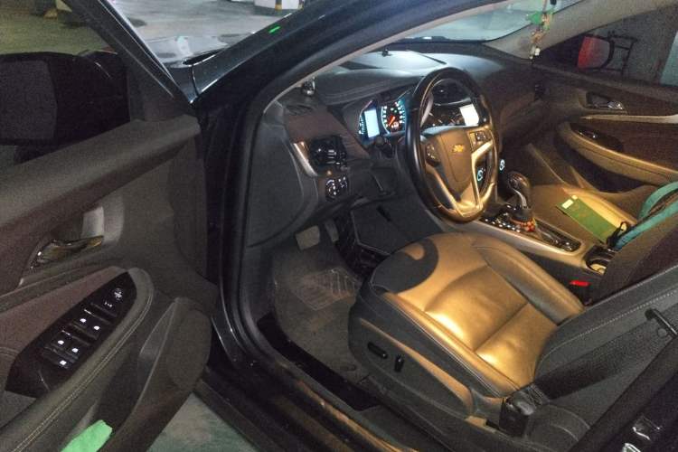 Used Chevrolet Malibu 2018 530T Automatic Fashion Edition Driver Seat