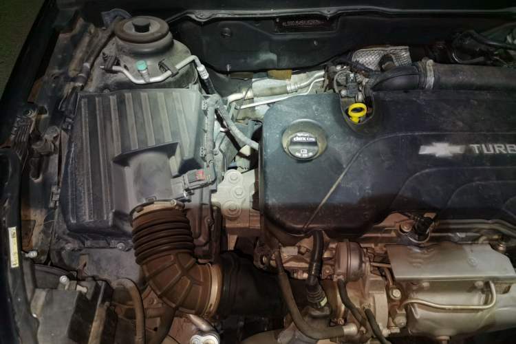 Used Chevrolet Malibu 2018 530T Automatic Luxury Edition Engine Bay Right