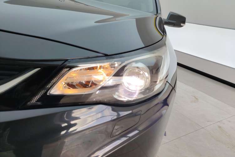 Used Chevrolet Malibu 2018 530T Automatic Luxury Edition Left Front Headlight