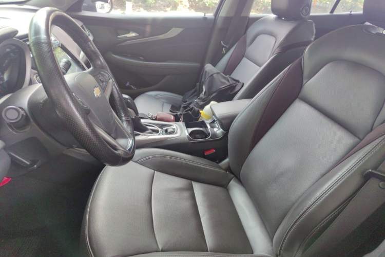 Used Chevrolet Malibu 2018 530T Automatic Fashion Edition Left Front Seat
