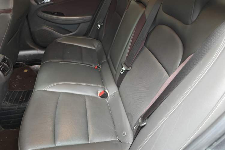 Used Chevrolet Malibu 2018 530T Automatic Fashion Edition Left Rear Seat