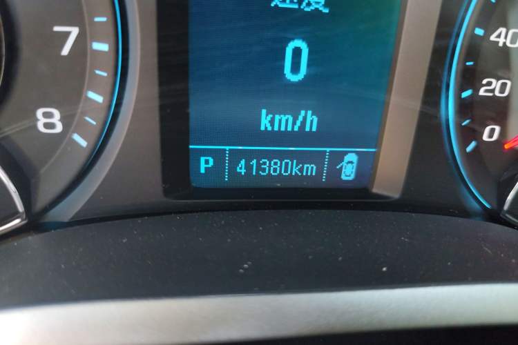 Used Chevrolet Malibu 2018 530T Automatic Luxury Edition Odometer Close Up