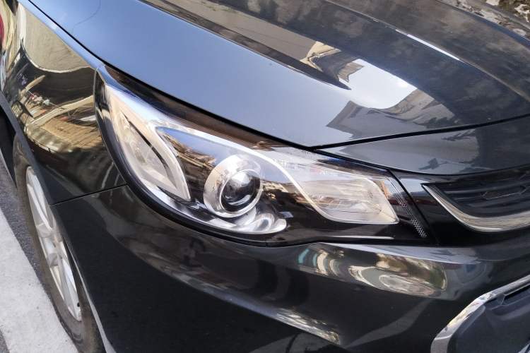 Used Chevrolet Malibu 2018 530T Automatic Fashion Edition Right Front Headlight