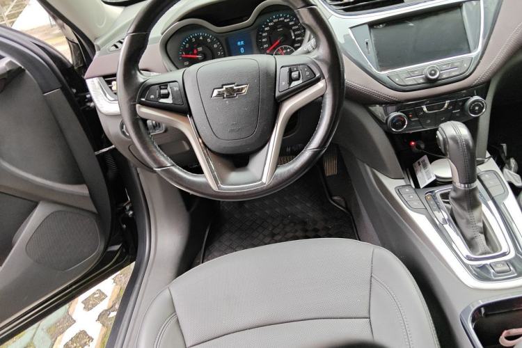 Used Chevrolet Malibu 2018 530T Automatic Luxury Edition Steering Wheel