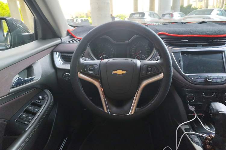 Used Chevrolet Malibu 2018 530T Automatic Luxury Edition Steering Wheel