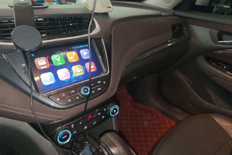 Used Chevrolet Malibu 2018 530T Automatic Luxury Edition Audio And AC Panel