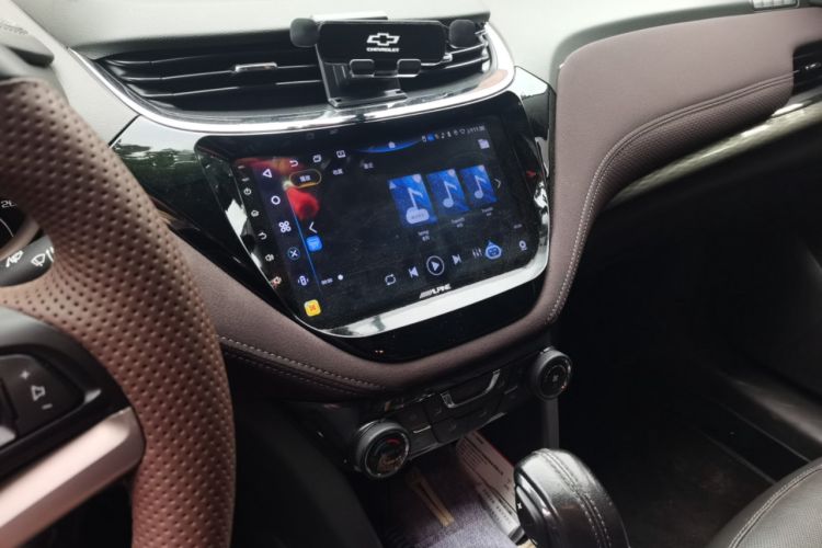 Used Chevrolet Malibu 2018 530T Automatic Luxury Edition Audio And AC Panel