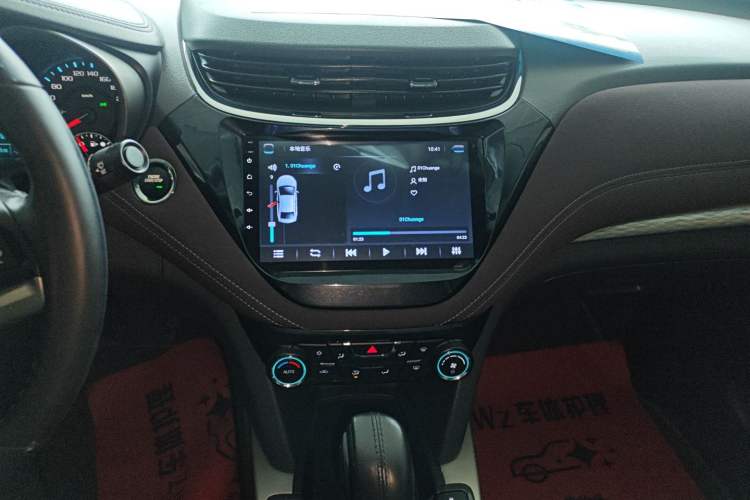 Used Chevrolet Malibu 2018 530T Automatic Fashion Edition Audio And AC Panel