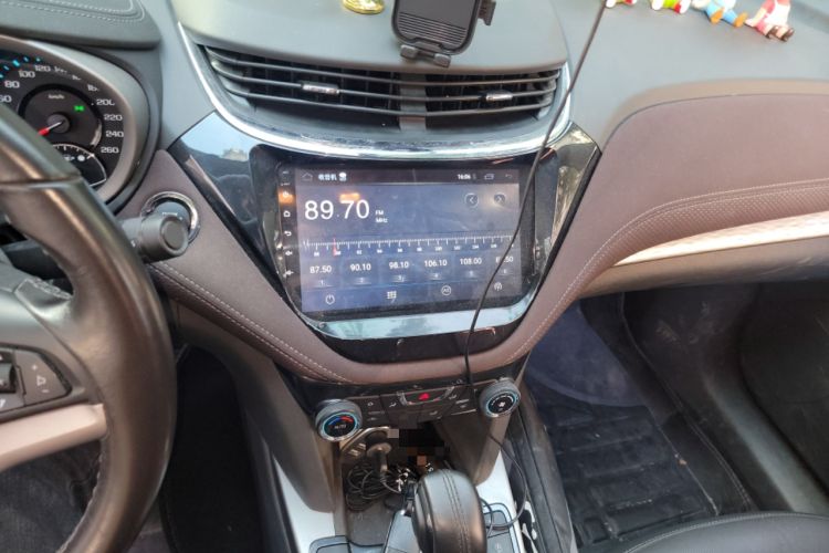 Used Chevrolet Malibu 2018 530T Automatic Fashion Edition Audio And AC Panel